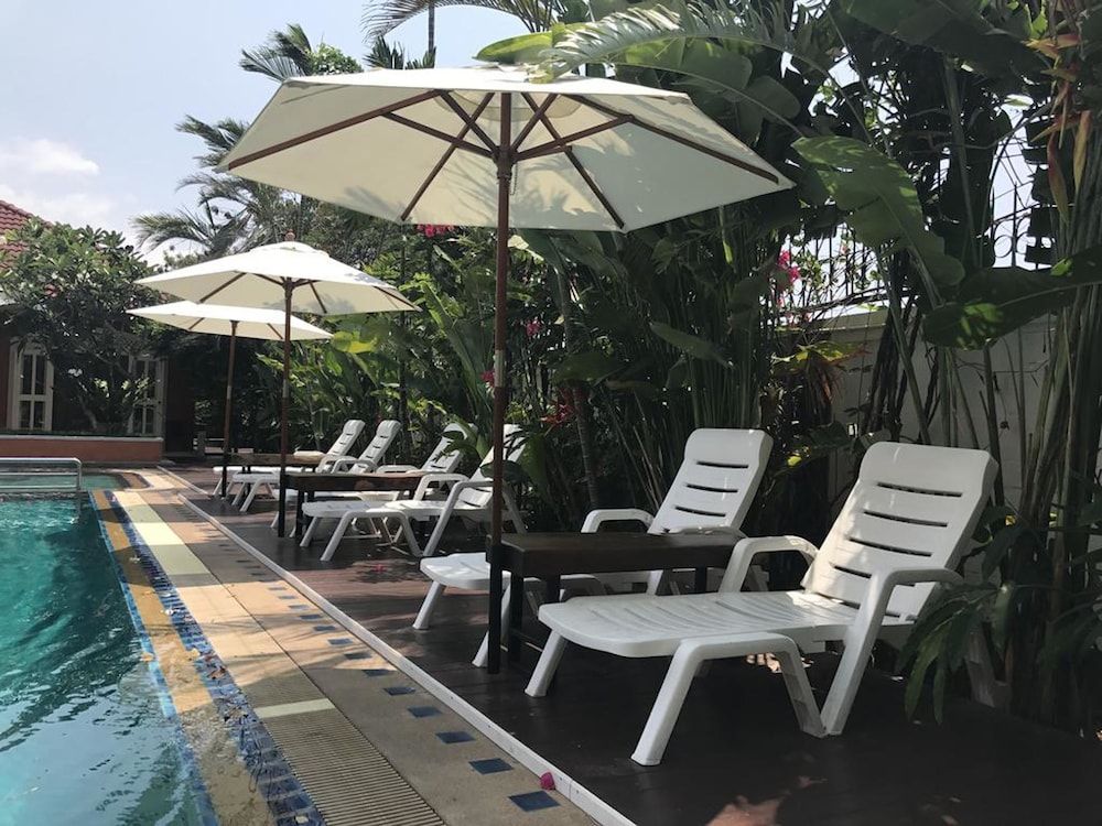 Heaven Hill Pool Villa Pattaya 6 Bedroom Villa 9