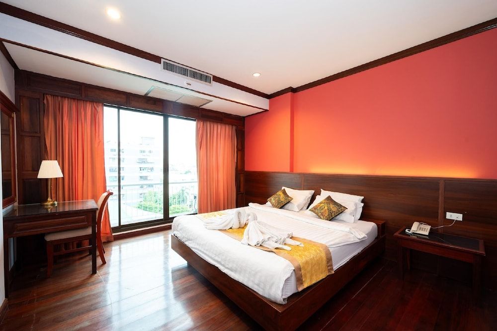 Suite, 1 King Bed