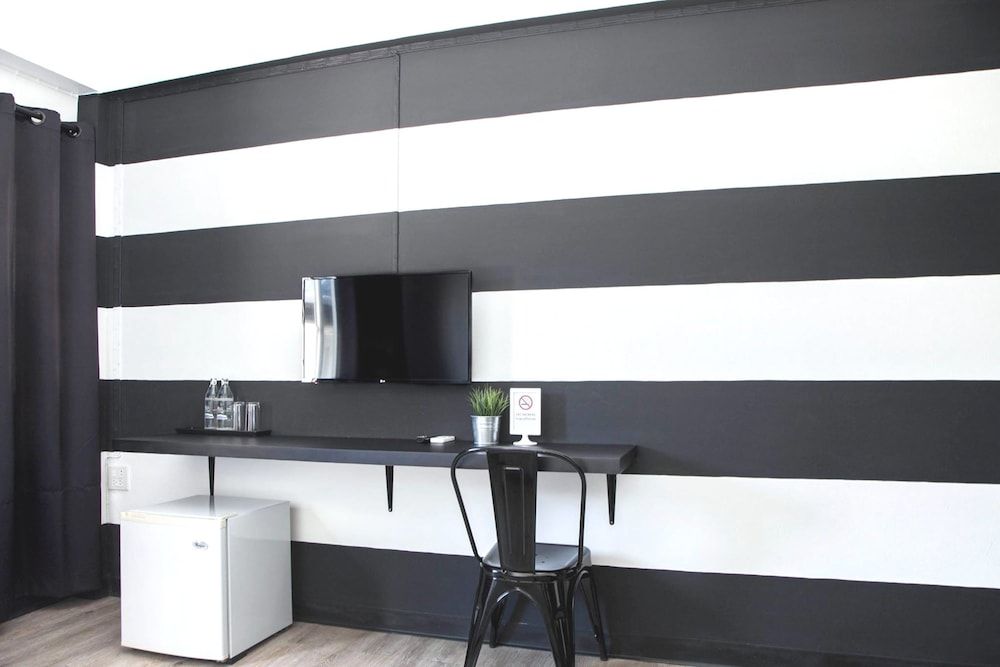 Crystal Hotel Huahin Superior Room 12