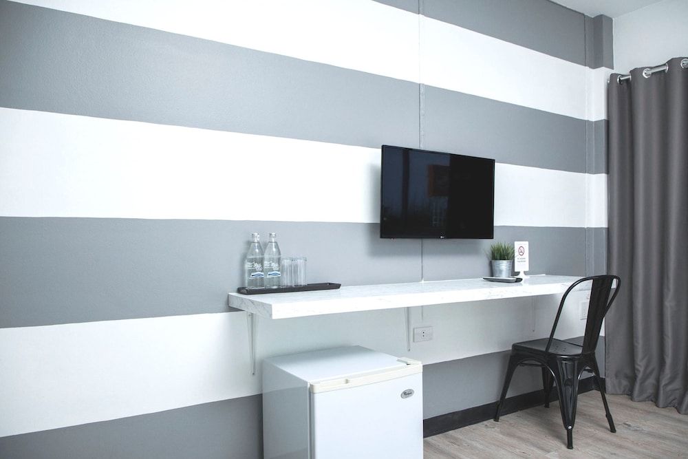 Crystal Hotel Huahin Superior Room 4