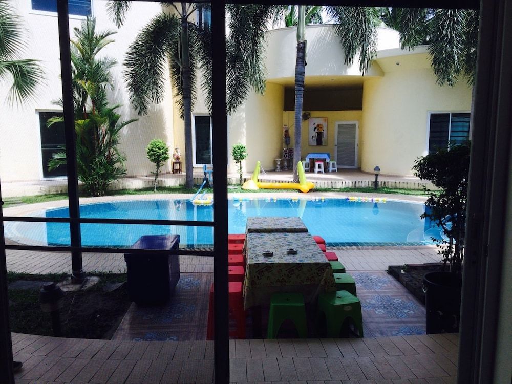 Fancy Pattaya House 12