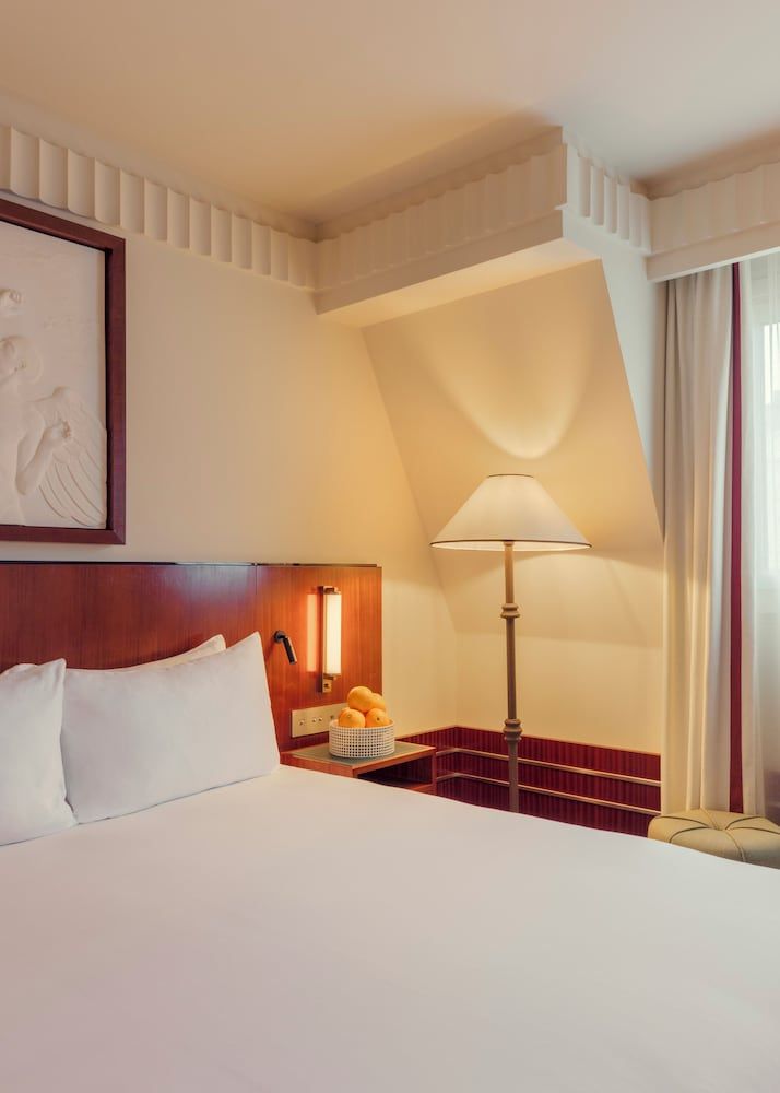 Hôtel des Grands Voyageurs Classic Room 2