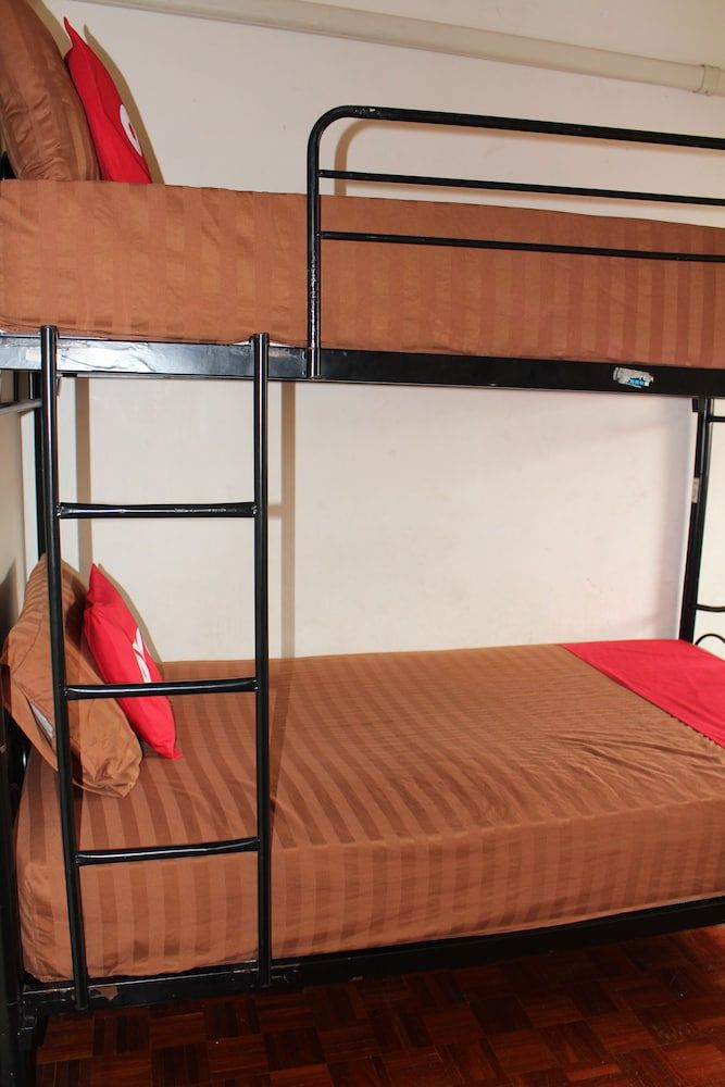 Basic Triple Room