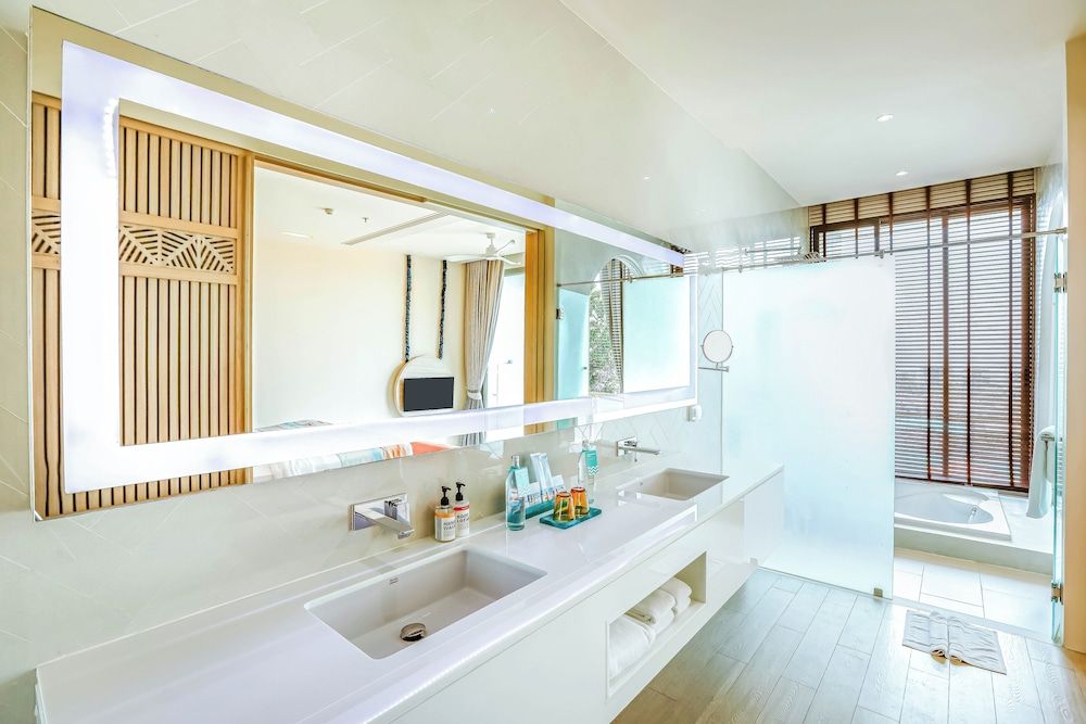 The SIS Kata Resort - Adult Only Suite, Sea View (The SIS Suite ) 7