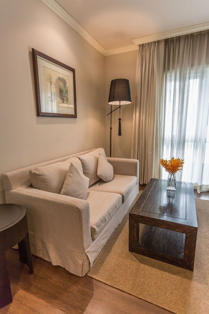 At 21 Saladaeng Studio Apartment 6