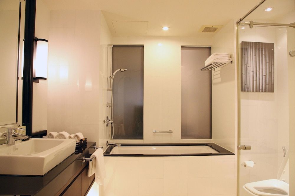 undefined At 21 Saladaeng 6