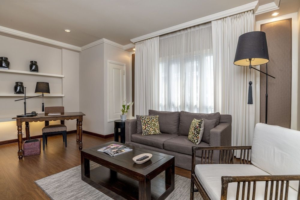 undefined At 21 Saladaeng 7