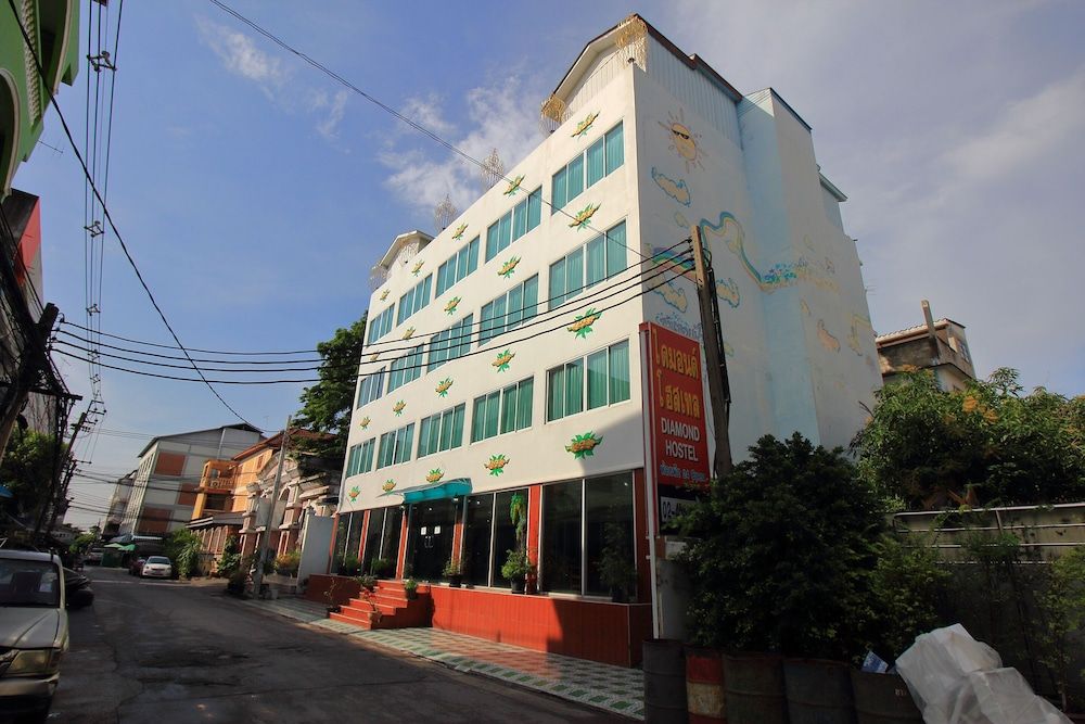 undefined OYO 410 Diamond Boutique Hostel 2