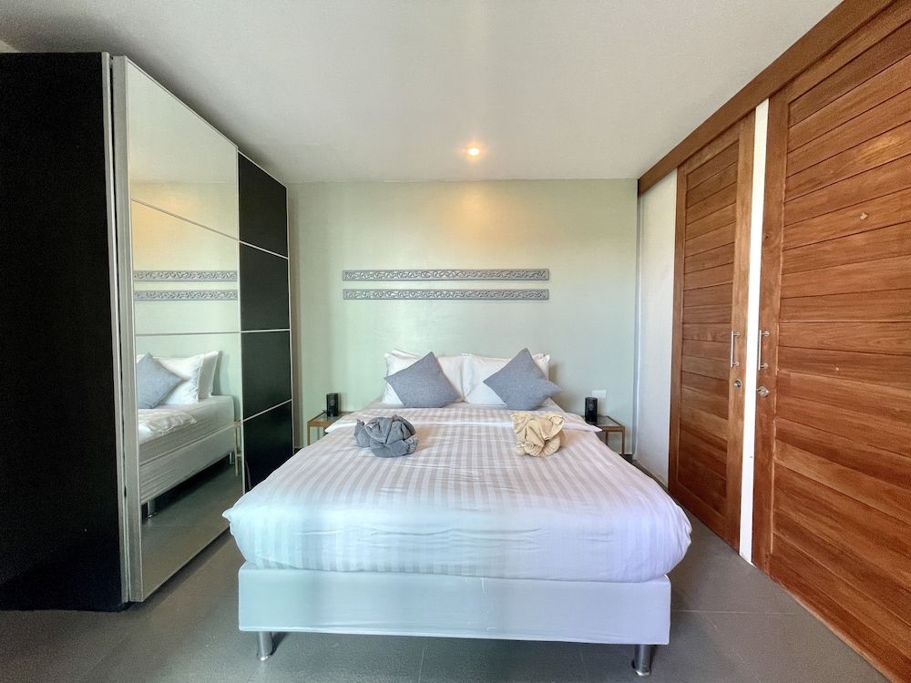 Baan Saint Tropez Villas Kata Beach 3 Bedrooms Villa 12/20 15