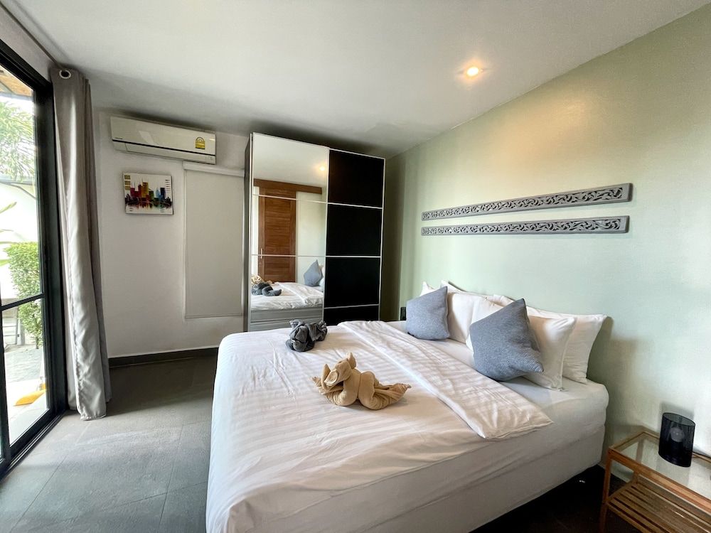 Baan Saint Tropez Villas Kata Beach 3 Bedrooms Villa 12/20 13