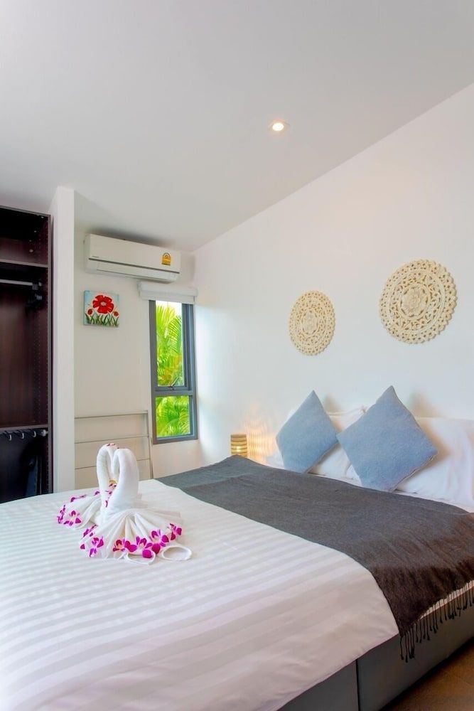 Baan Saint Tropez Villas Kata Beach 3 Bedrooms Villa 12/20 11