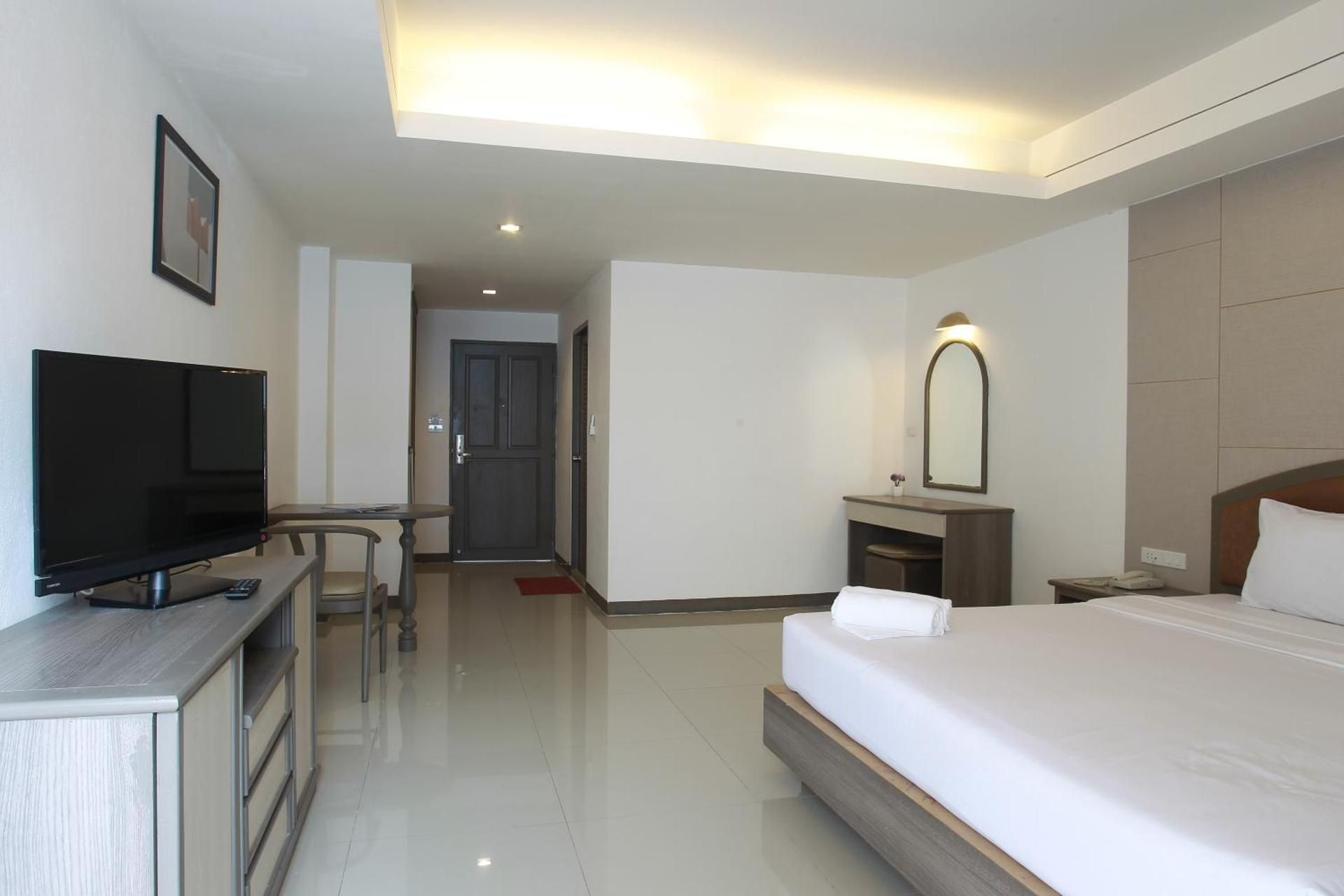 Lee Garden Bangkok Superior Double 2