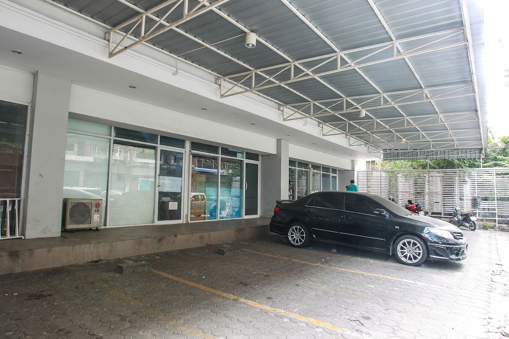 undefined Lee Garden Bangkok 3