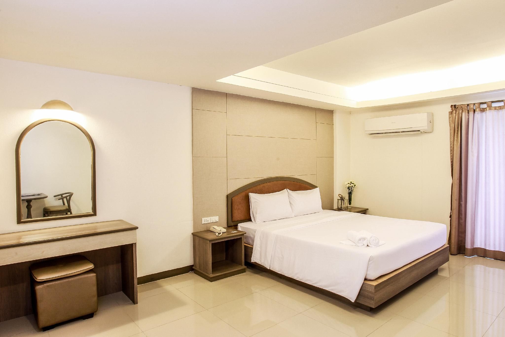 Lee Garden Bangkok Superior Double