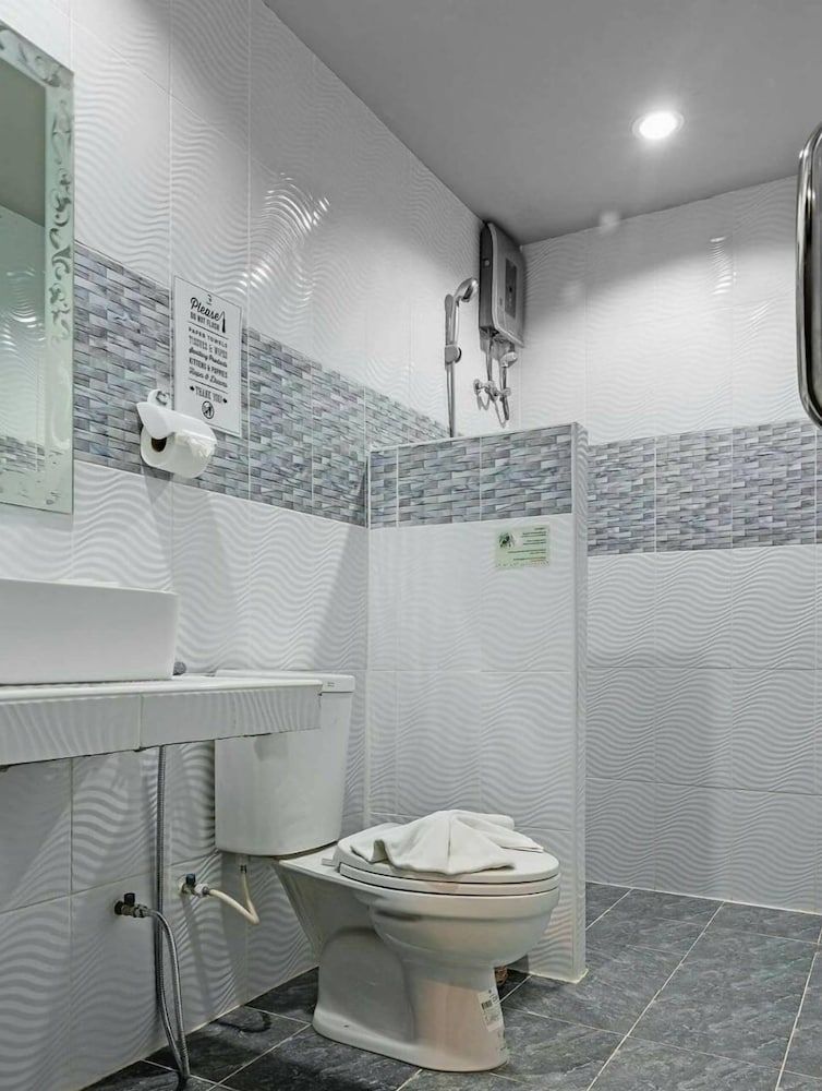 The Guest Hotel - Hostel Standard Double Room 4