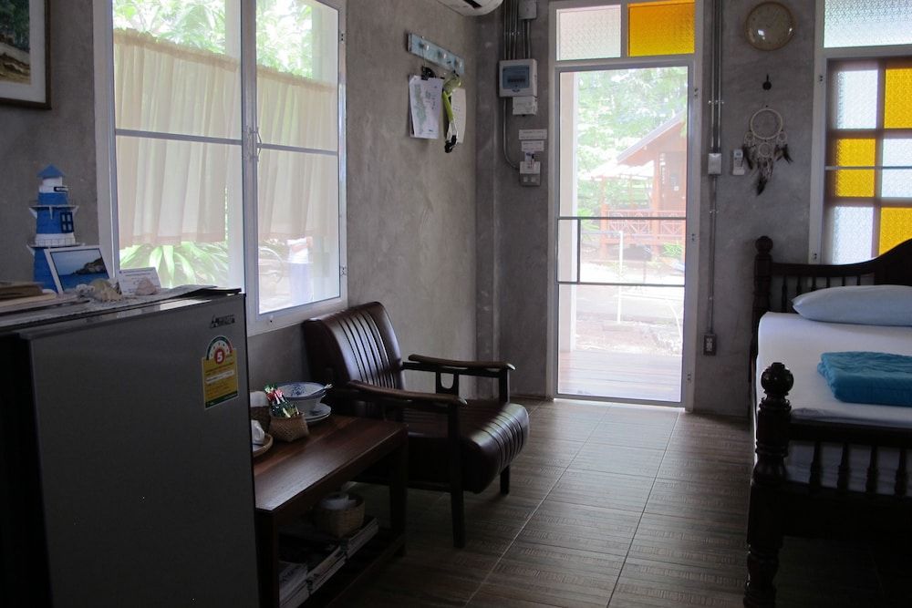 Sichang My Home Standard Double Room 15