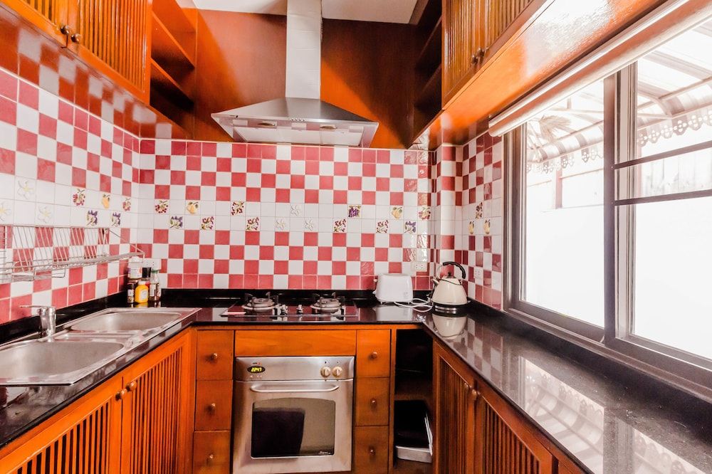 3 Bedrooms Pool Villa Walk to Patong Economy Villa, 3 Bedrooms, Private Pool, Corner 11