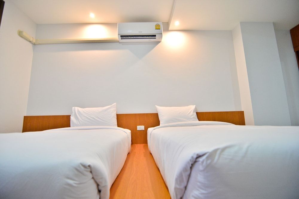 Sabuy Best Hotel Phayao Standard Twin Room 3