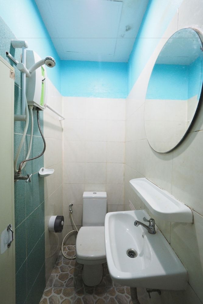 Popeye Guesthouse Standard Fan Room 6