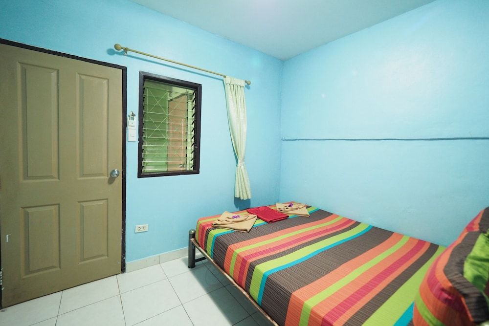 Popeye Guesthouse Standard Fan Room 3