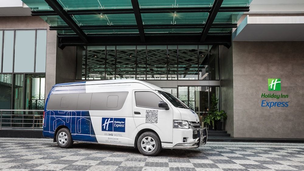 undefined Holiday Inn Express Bangkok Soi Soonvijai by IHG 3