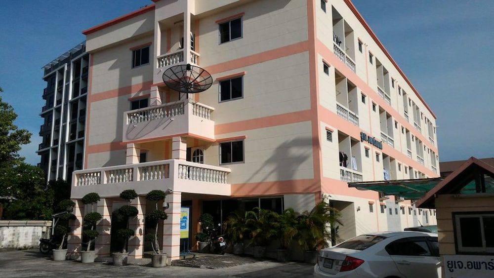 undefined UJ Apartment 2