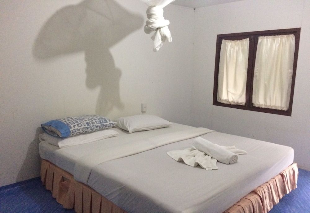 Kuraburi Resort Standard Bungalow 3