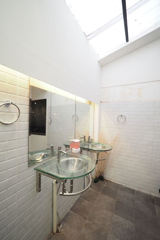 Zent & Bao Hostel 4-Bed Mixed Dormitory 4