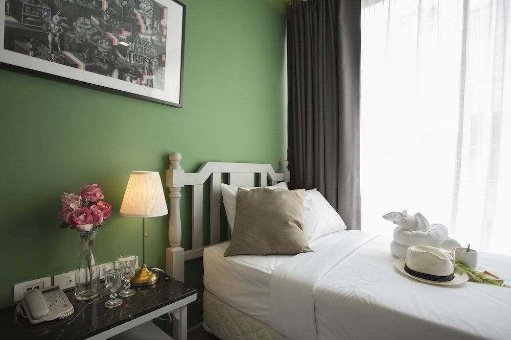 undefined Heyha Hotel 6