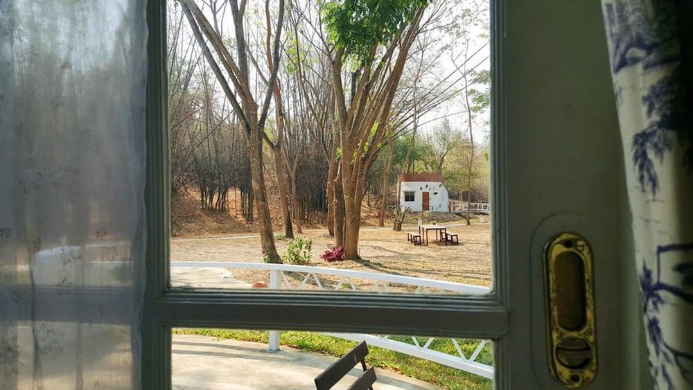 Ozono Resort Standard Double 4