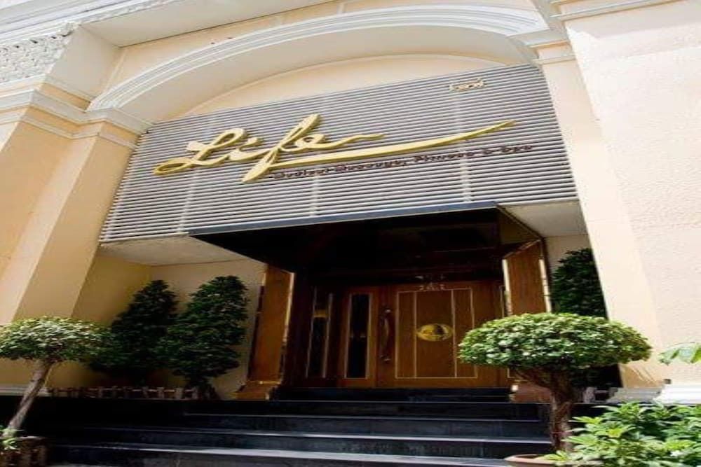 undefined Niran Grand Hotel 3