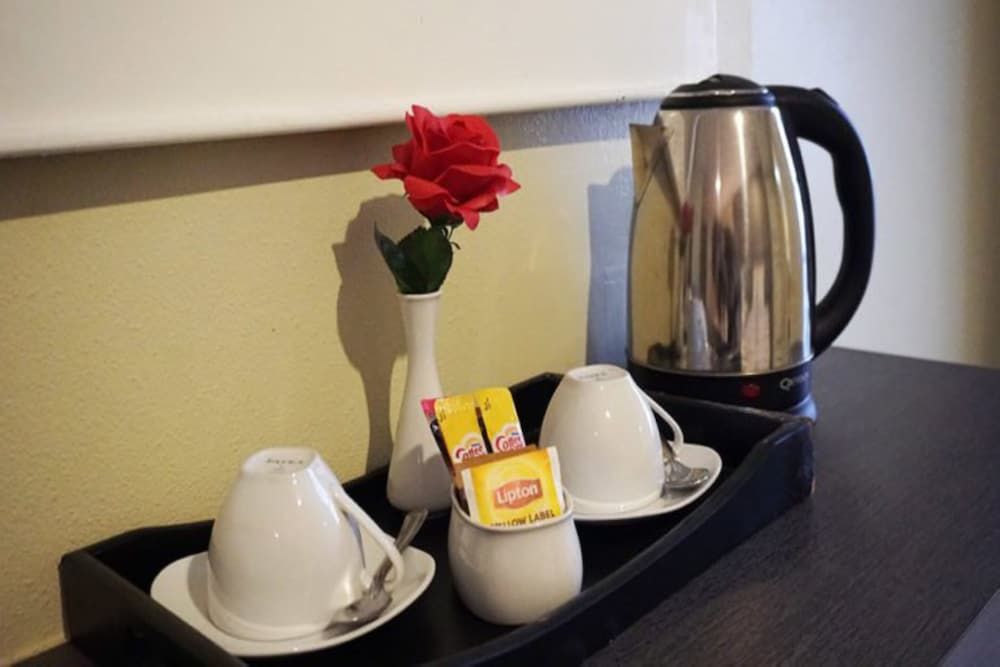 Niran Grand Hotel Deluxe Double or Twin Room 7