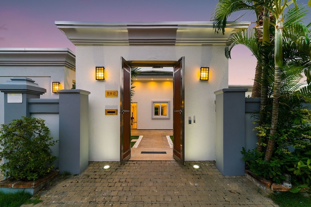 undefined Luxury Pool Villa 608 3