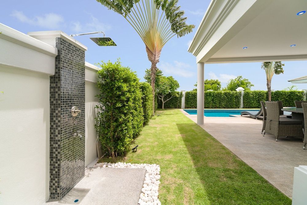 undefined Luxury Pool Villa 608 6