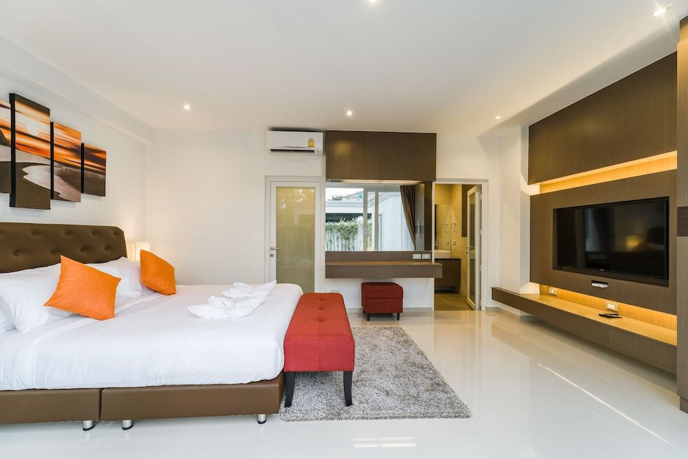 Luxury Pool Villa 608 Luxury Villa, 4 Bedrooms, Non Smoking, Pool View 4