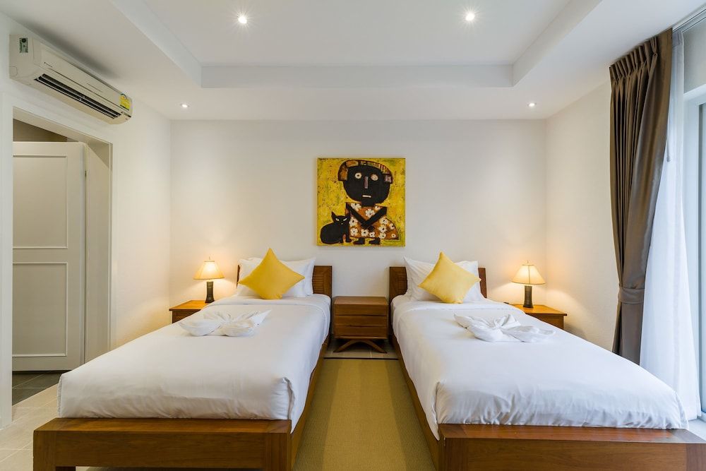 Luxury Pool Villa 608 Luxury Villa, 4 Bedrooms, Non Smoking, Pool View