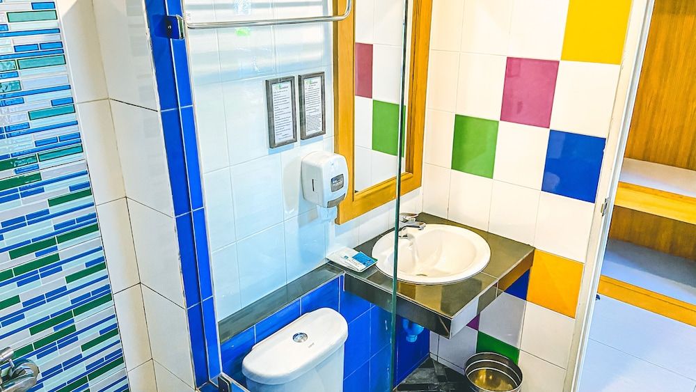 K2 Hotel @ Airport Standard Double Room, 1 Bedroom, Non Smoking 9