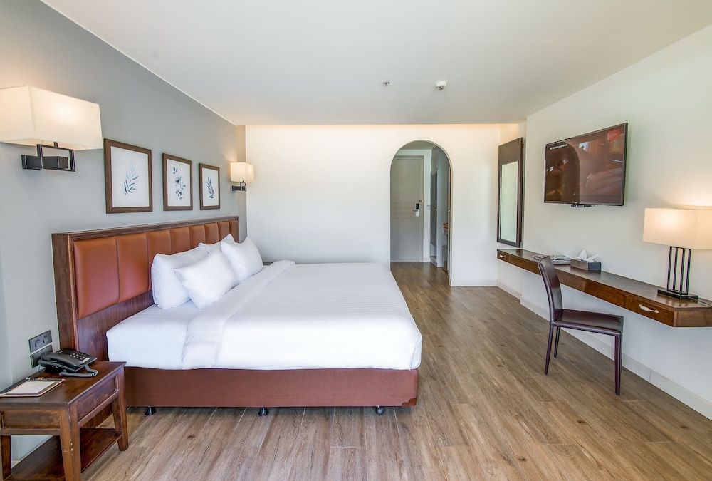 Katathong Golf Resort & Spa Valley Superior Pool View