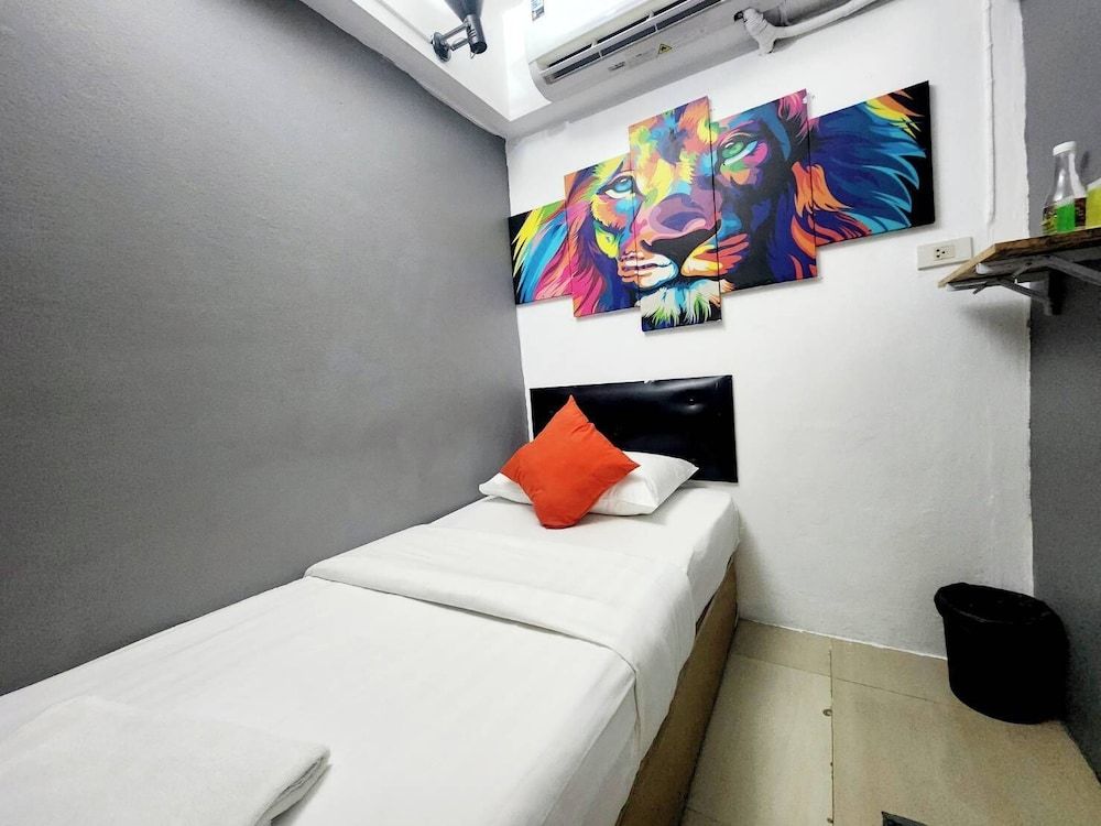 Basic Single Room with Private Bathroom