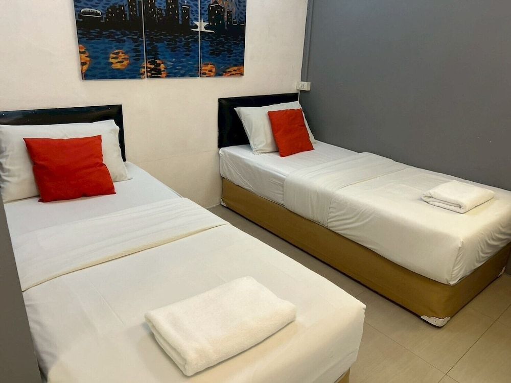 Khaosan Art Hotel Budget Double or Twin Room 2
