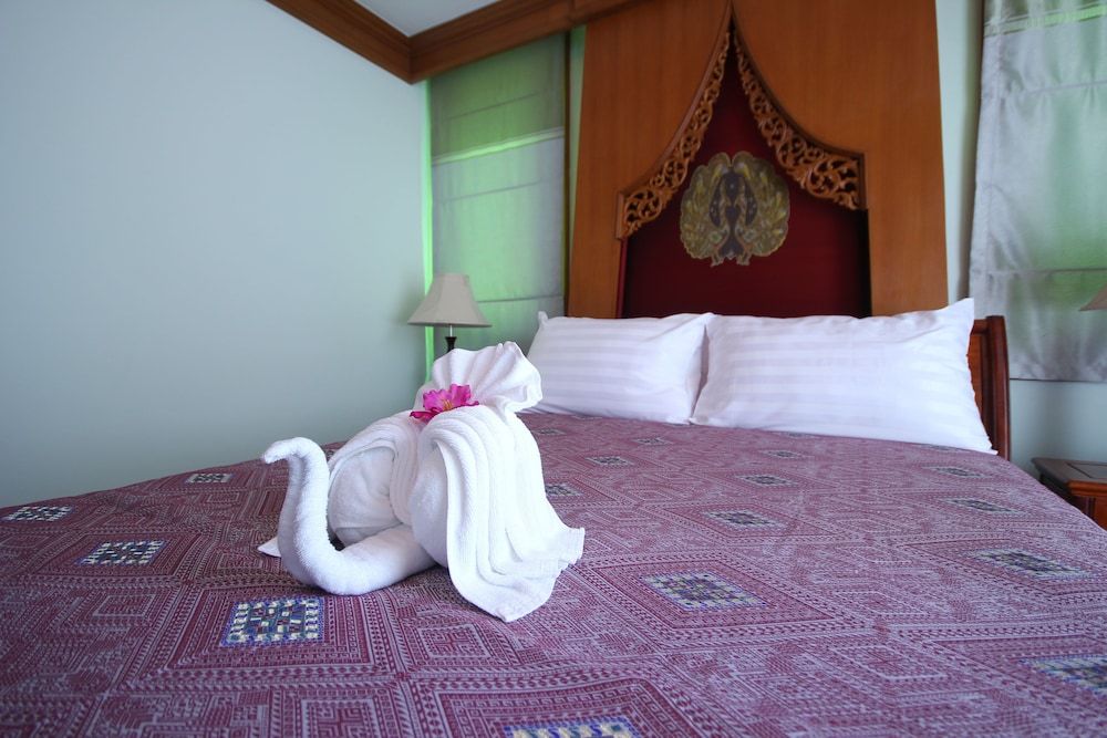 RK Riverside Resort & Spa Luxury Suite 5