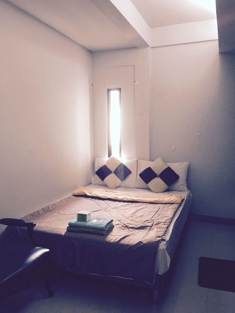 Nine Place Sukhumvit 40 - Hostel Standard Double Room 4