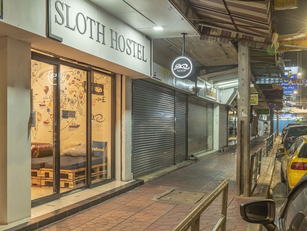 undefined Sloth Hostel 2