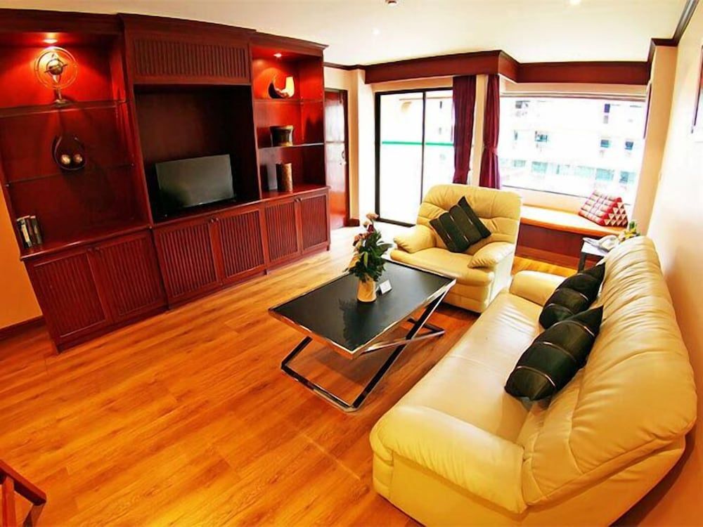 undefined Bauman Grand 6