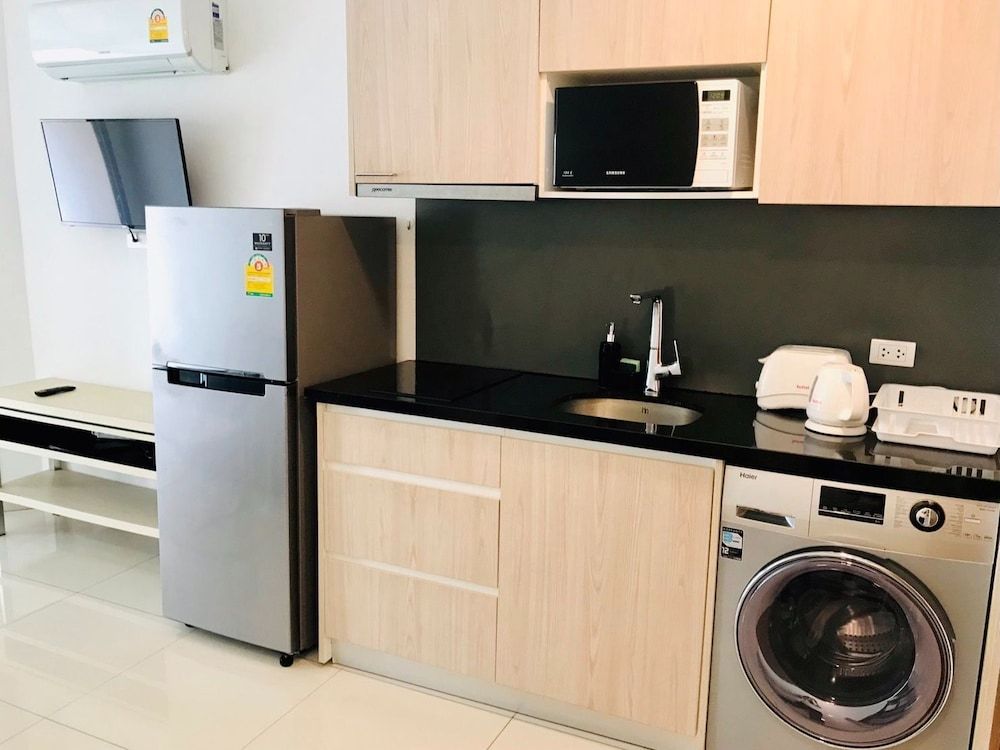 Laguna Beach Resort 2 by PSR ASIA 1 Bedroom Apartment 11