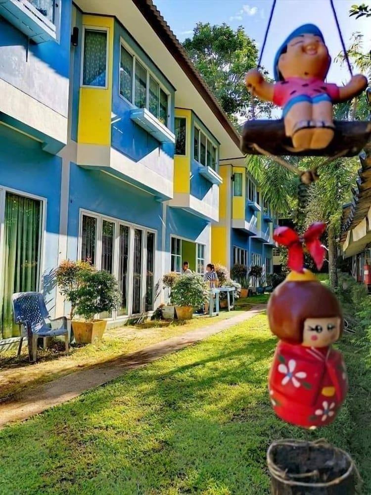 Arunee Resort Koh Chang Family Room 5