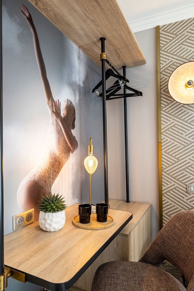 Hôtel Nude Paris - Color Vision Classic Room 15