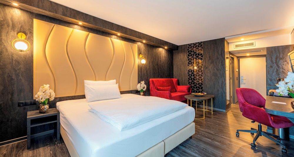 Premium single room