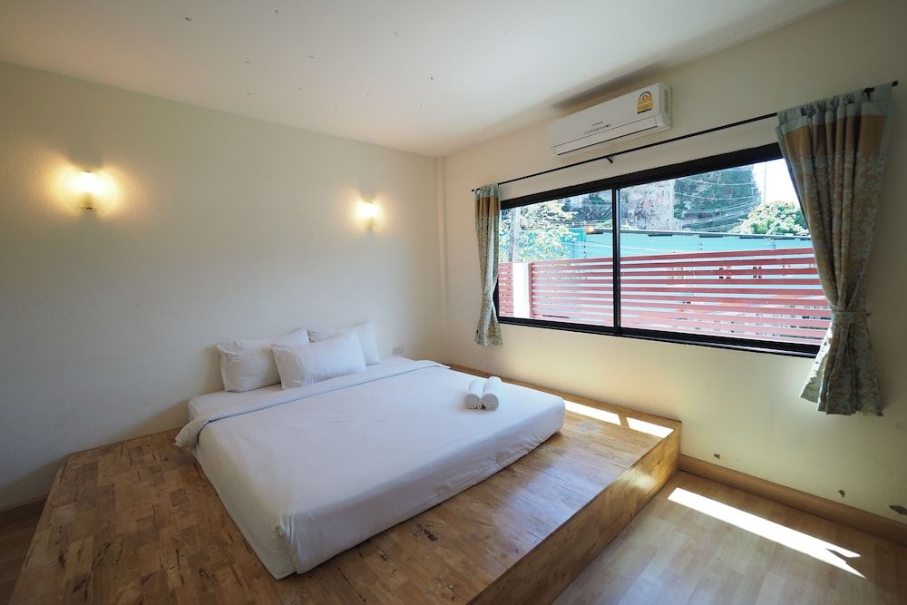 Pine Home VIP Room 5