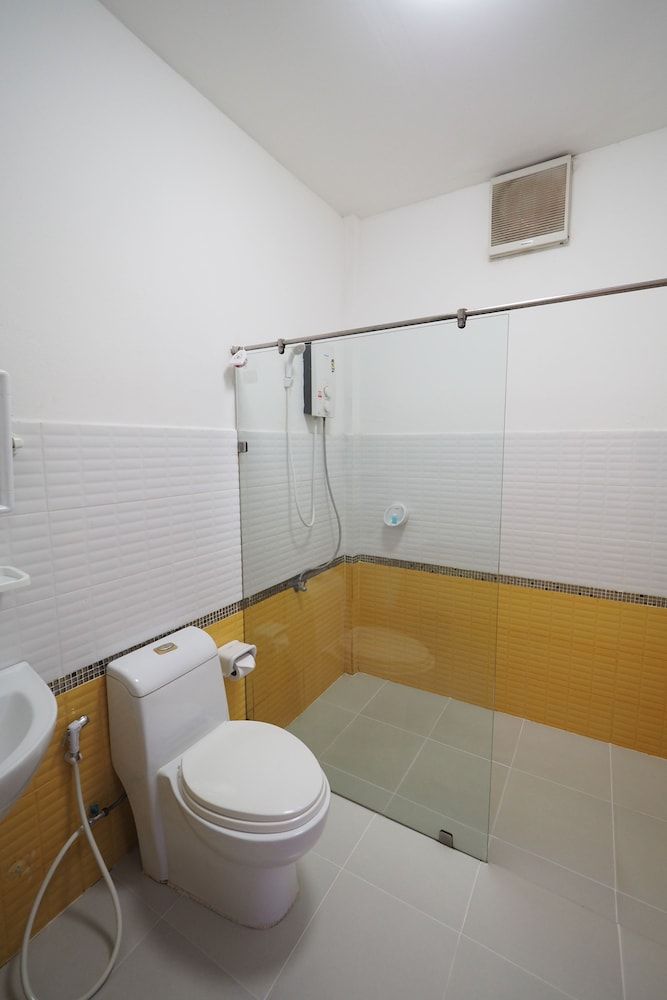 Pine Home VIP Room 9